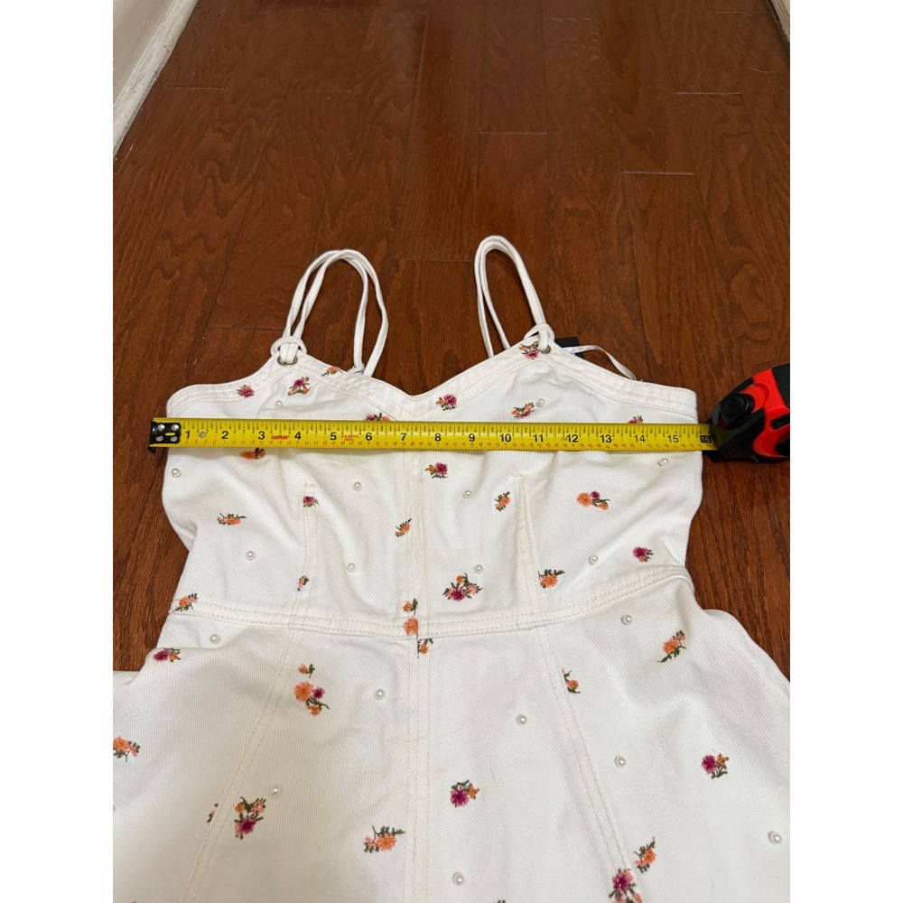 Steve Madden Harley Mini Dress Antique White Floral Pearl Denim Small NEW - Picture 3 of 6